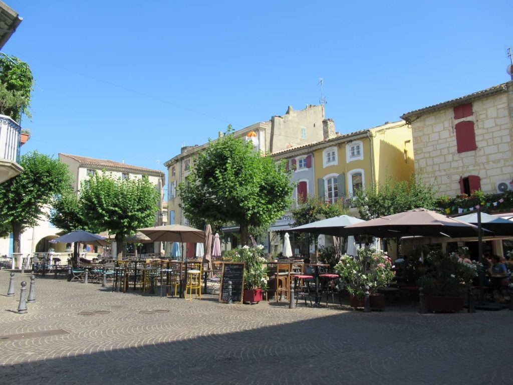 Place du marché Saint Paul 3 Châteaux